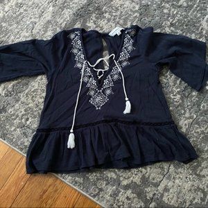 {Abercrombie & Fitch} Peasant Top